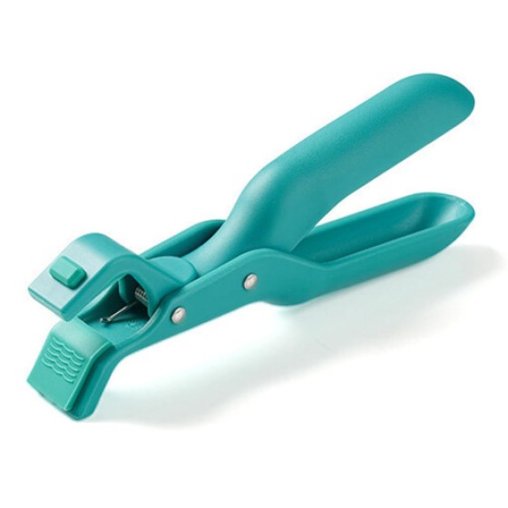 Metal bowl clip, suitable for kitchen utensils, heat-resistant, multifunctional design, green